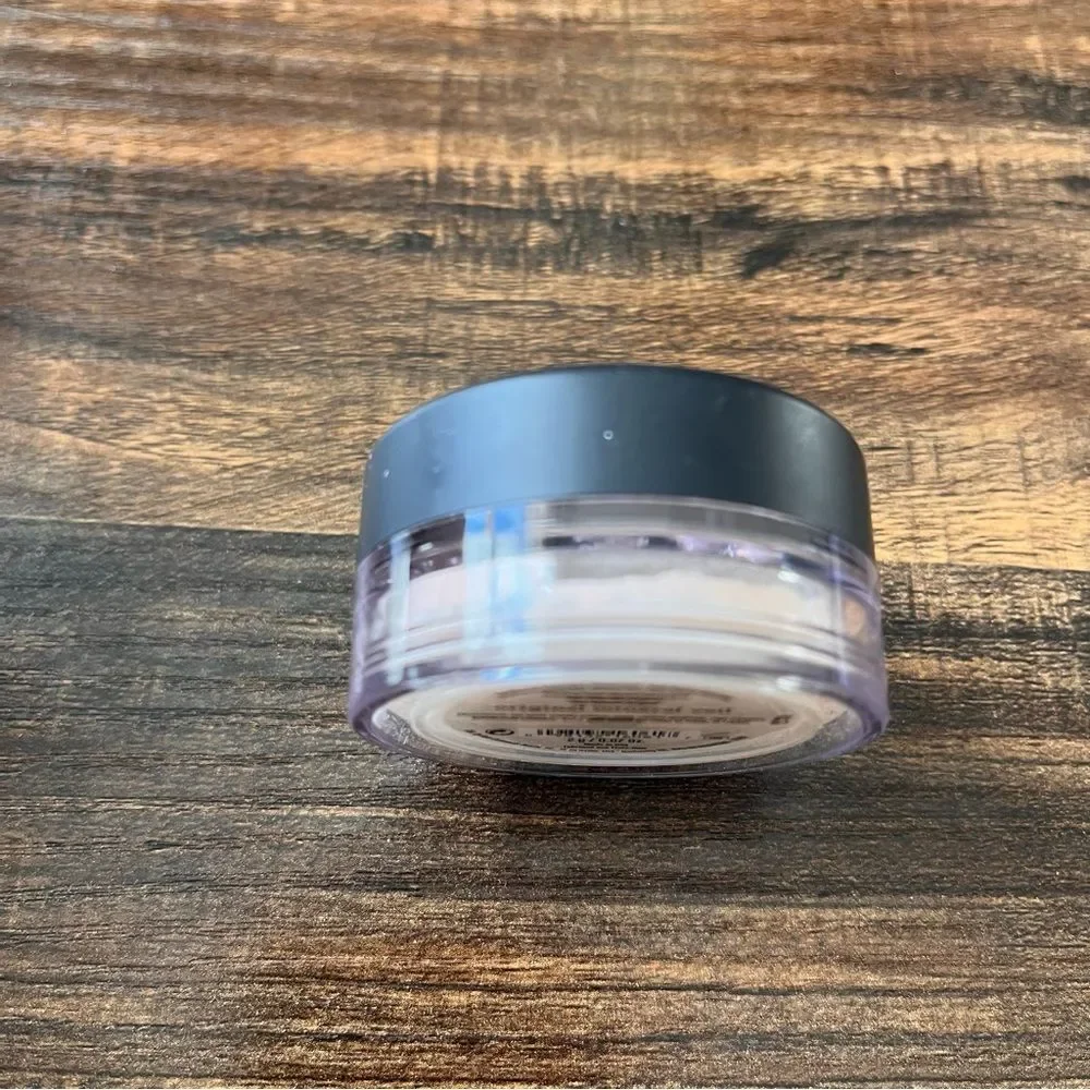 bareMinerals Original Mineral Veil Loose Finishing Powder 0.07 Oz BRAND NEW